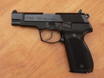 Walther P88